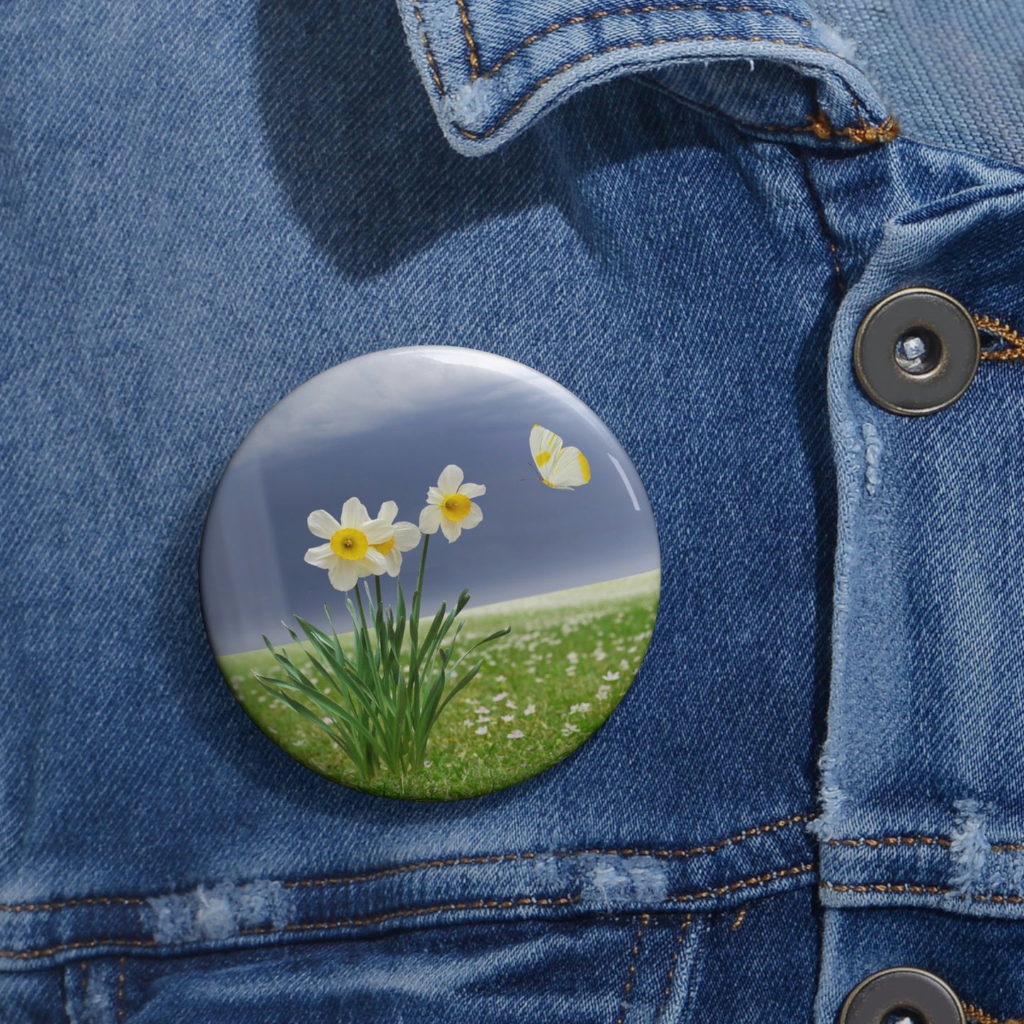 Springtime pin button